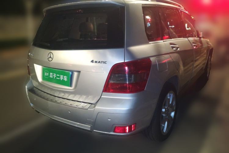 Used Mercedes-Benz GLK-Class 2011 GLK 300 4MATIC Fashion Model Rear Right 45 Deg