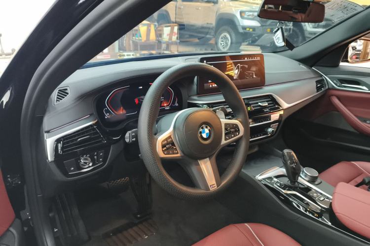 Used BMW 5 Series 2022 Second Facelift 530Li xDrive M Sport Package
