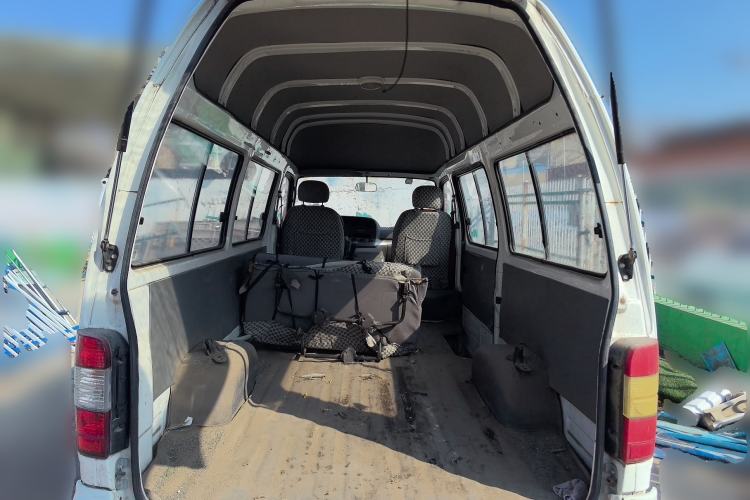 Used Jinbei Hiace 2011 2.0L 5th Generation Kuaiyunwang Standard Version 4G20B