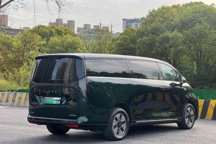 Used Geely Galaxy LEVC L380 2024 140-Degree 6-Seater All-Wheel-Drive Ultra Exterior 4