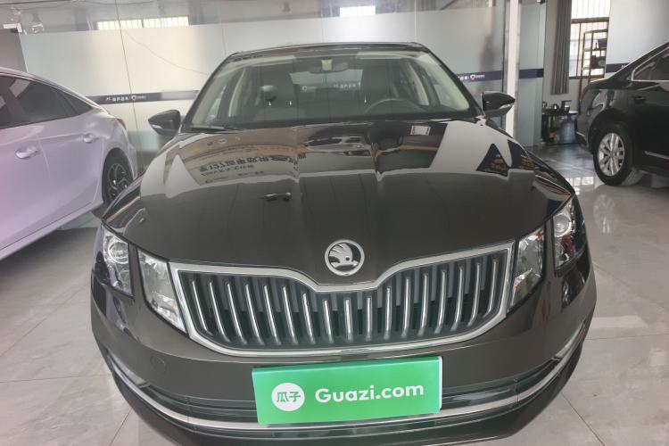 Used Skoda Octavia 2018 TSI230 DSG Luxury Edition