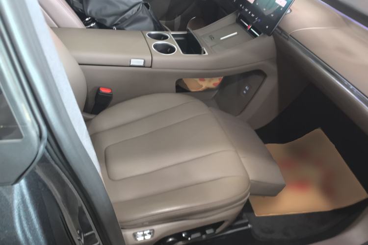 Used Hima Luxeed R7 2025 Range-Extended Version 251 km Max