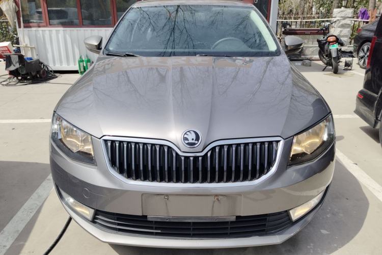 Used Skoda Octavia 2015 1.6L Automatic Yijie Edition
