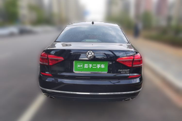 Used Volkswagen Passat 2017 330TSI DSG Luxury Edition
