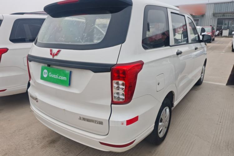 Used Wuling Hongguang 2019 1.5L S Basic Version China VI Standard LAR
