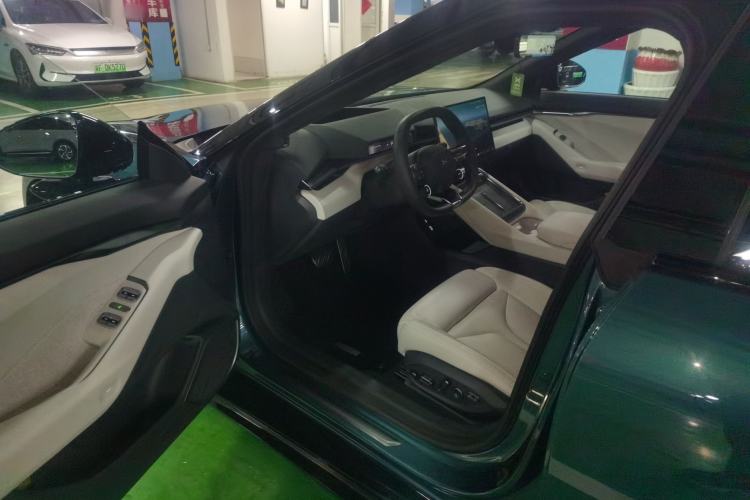 Used XPeng P7 2025 Model—702 Long Range Ultra