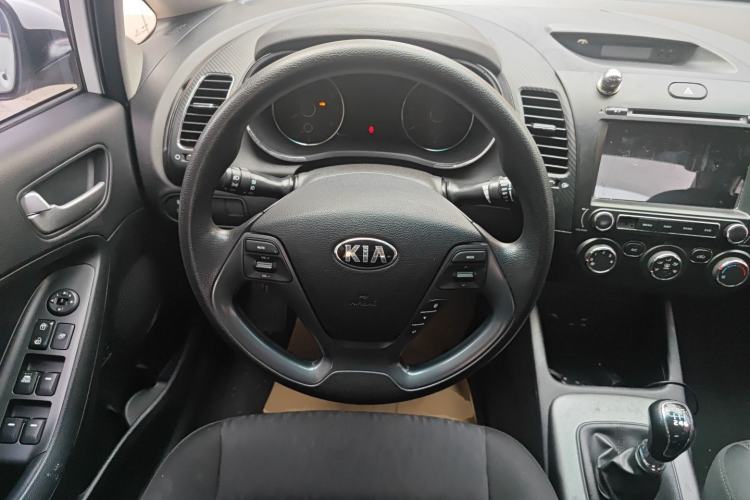 Used Kia K3 2015 1.6L Manual GL Steering Wheel