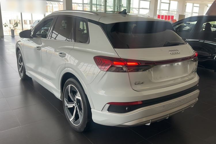 Used Audi Q4 e-tron 2022 50 e-tron quattro Visionary Edition
