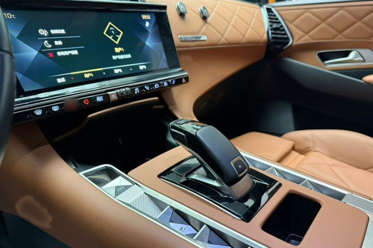 Used DS 7 2018 45THP Rivoli Pioneer Edition
