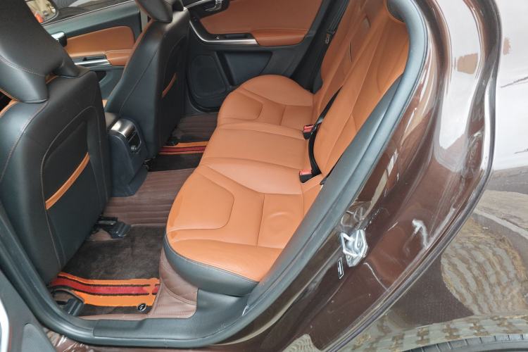 Used Volvo S60 2017 S60L T4 Smart Range Edition
