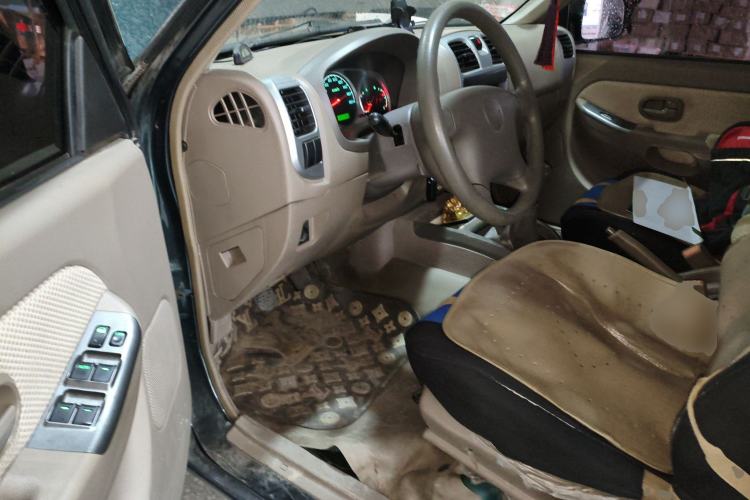 Used JMC Baodian 2015 2.8T New Value-Added Diesel Two-Wheel Drive Comfort Edition JX493ZLQ4F
