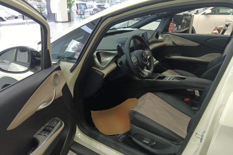 Used BYD Dolphin 2025 420km Free Edition
