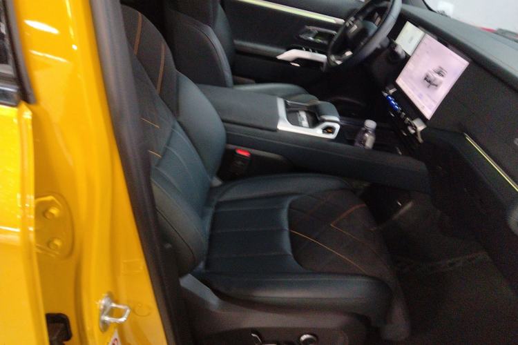 Used Deepal G318 2025 Worry-Free Adventure Edition Four-Wheel Drive Secret Realm Version Right Front Seat