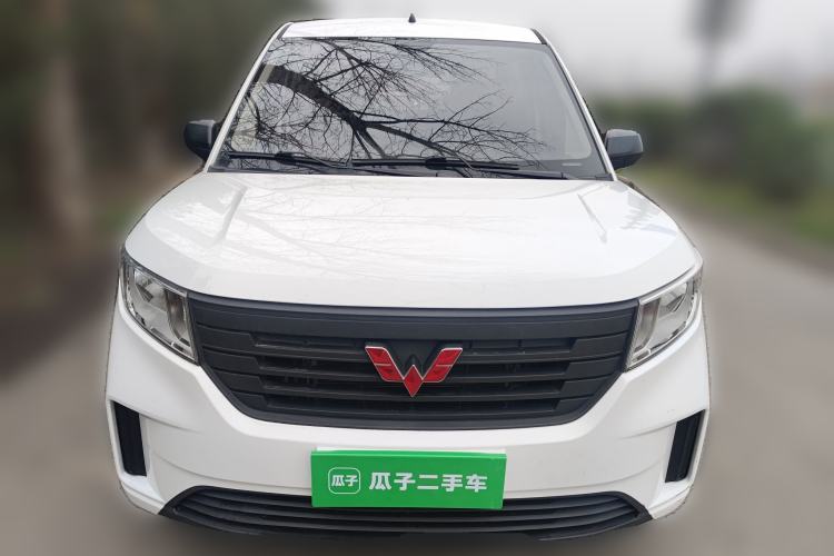 Used Wuling Hongguang PLUS 2020 1.5L Manual Standard Edition 5 Seats