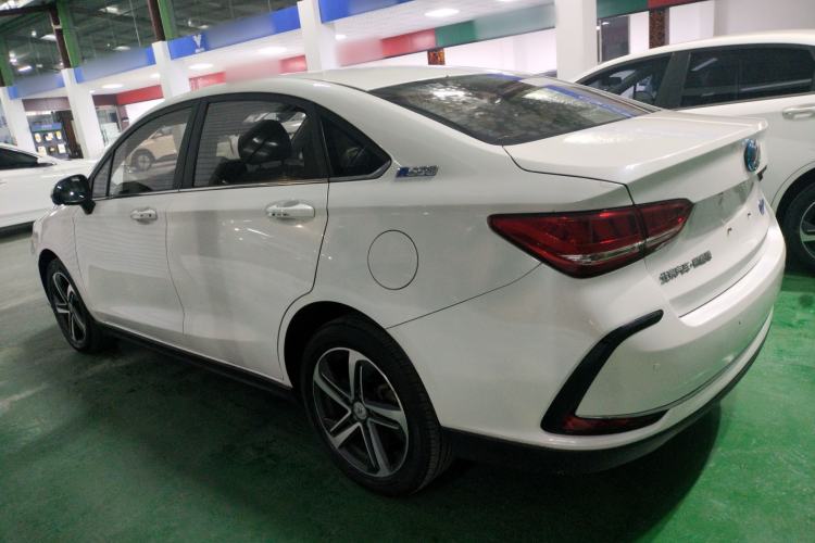 Used BAIC Beijing EU5 2018 R550 Smart Trend Edition
