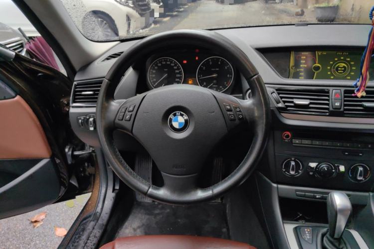 Used BMW X1 2013 sDrive18i Fashion Model