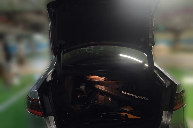 Used Jaguar XFL 2020 XFL 2.0T P200 Two-Wheel-Drive Elite Edition Trunk