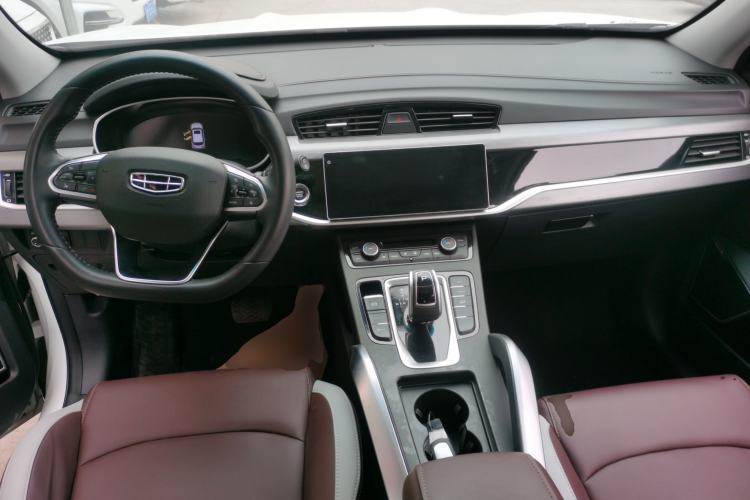 Used Geely Auto Emgrand X7 Sport 2022 1.8TD DCT Zhiya Trim Center Console