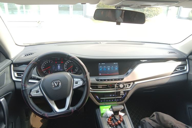 Used Changan CS35PLUS 2020 1.4T DCT Yue Lian Blue Whale Edition
