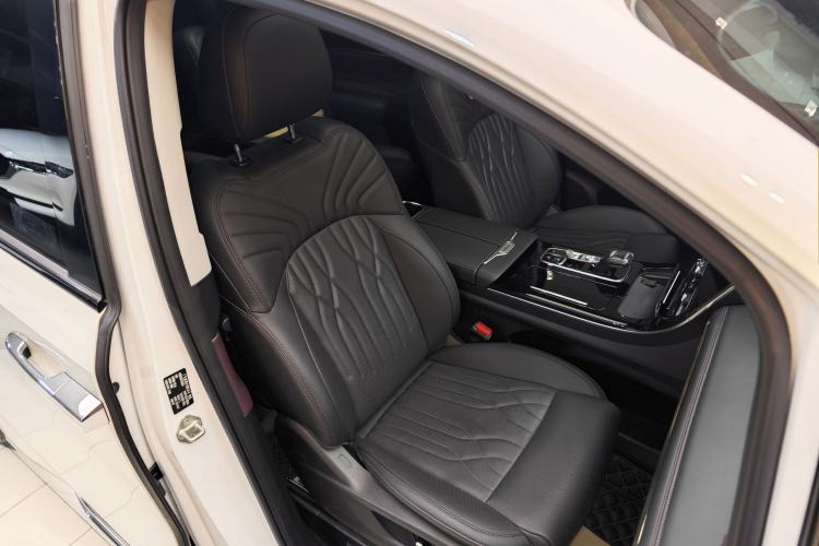 Used GAC Trumpchi M8 2024 Master Series 400T Ultimate Edition Right Front Seat