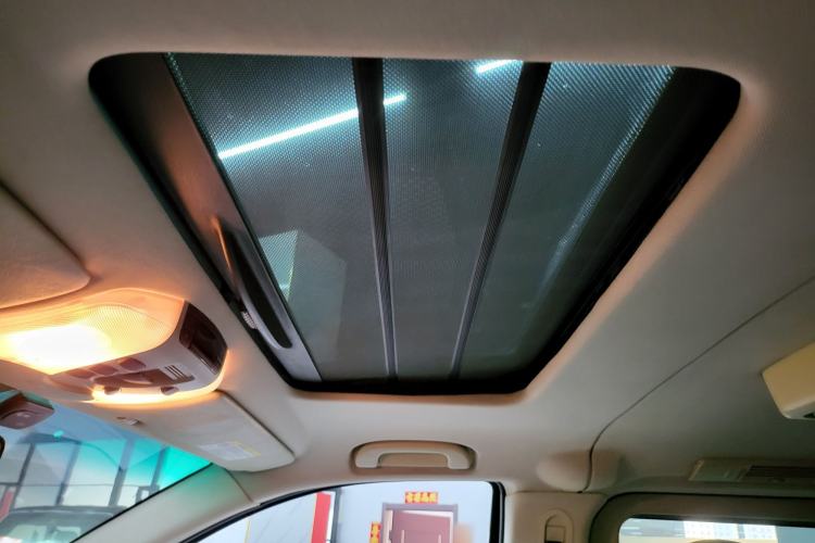 Used Mercedes-Benz Viano 2011 2.5L Navigator Edition Headliner