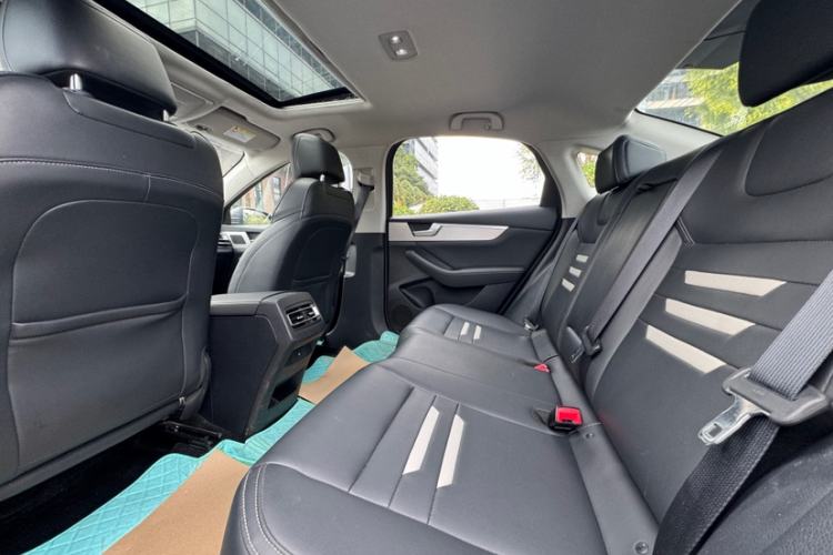 Used BYD Qin Pro 2020 Beyond Edition 1.5TI Automatic Flagship Version Interior 4