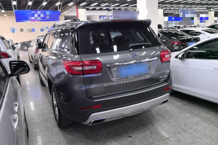 Used CHANGAN CS95 2017 2.0T Two-Wheel Drive Zhiyuan Edition Exterior 2