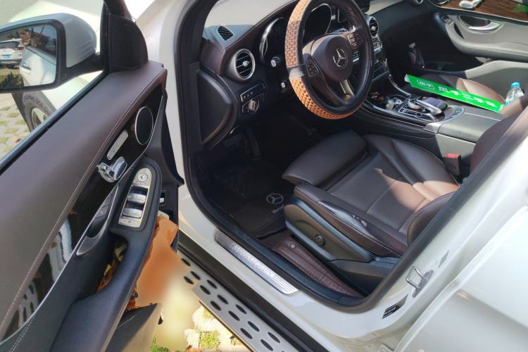 Used Mercedes-Benz GLC 2017 GLC 260 4MATIC Luxury Model Driver Seat