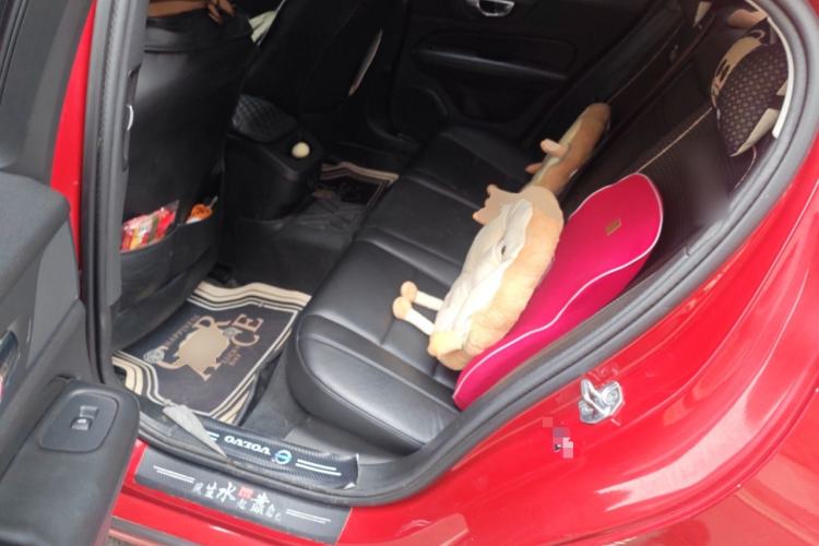 Used Volvo S60 2020 T4 Zhiyi Luxury Edition
