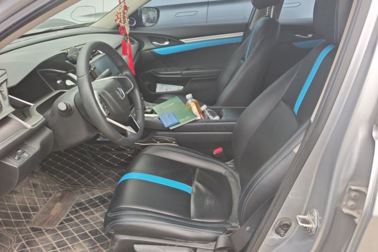 Used Honda Civic 2016 220TURBO CVT Luxury Edition Left Front Seat