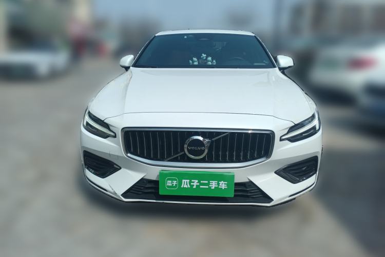 Used Volvo S60 2023 B4 Zhiyi Luxury Edition