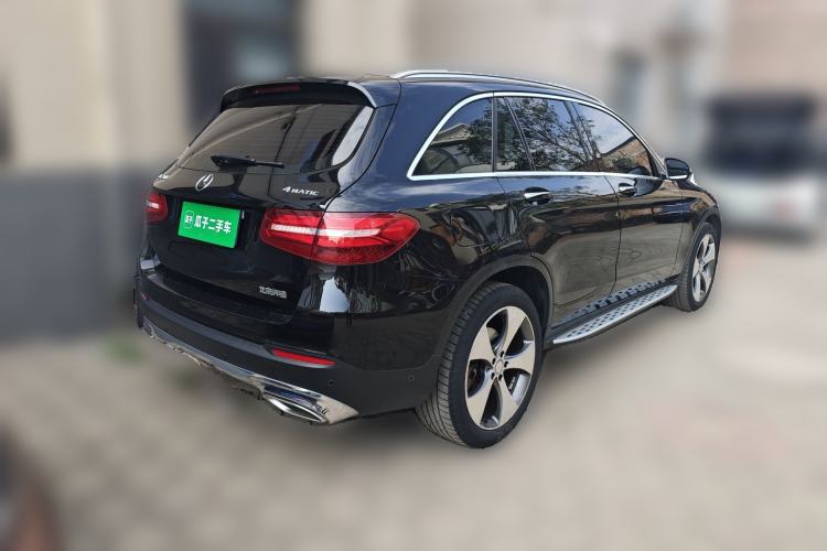 Used Mercedes-Benz GLC 2016 GLC 300 4MATIC Luxury Model Rear Right 45 Deg