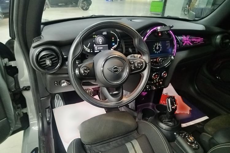 Used MINI MINI 2021 1.5T COOPER Racing Driver