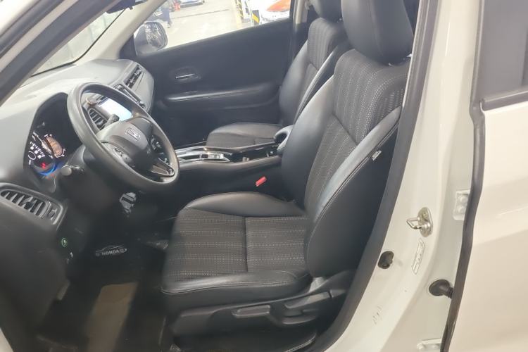 Used Honda Vezel 2016 1.8L CVT Front-Wheel Drive Pioneer Edition Left Front Seat