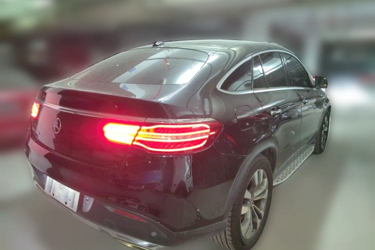 Used Mercedes-Benz GLE Coupe 2017 GLE 400 4MATIC Coupe SUV Rear Right 45 Deg