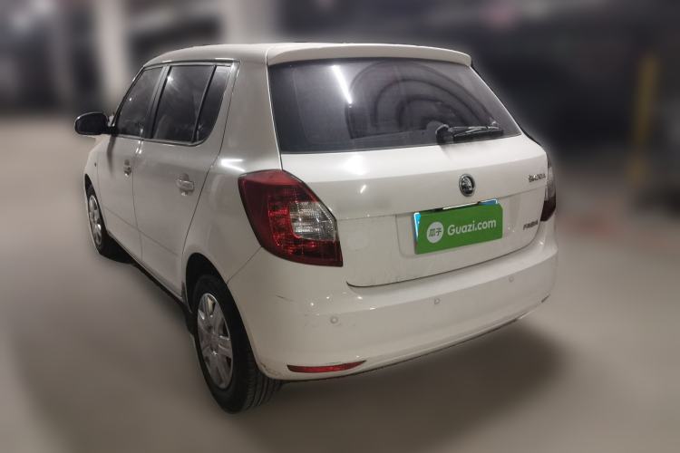 Used Skoda Fabia 2014 1.4L Automatic Crystal Edition