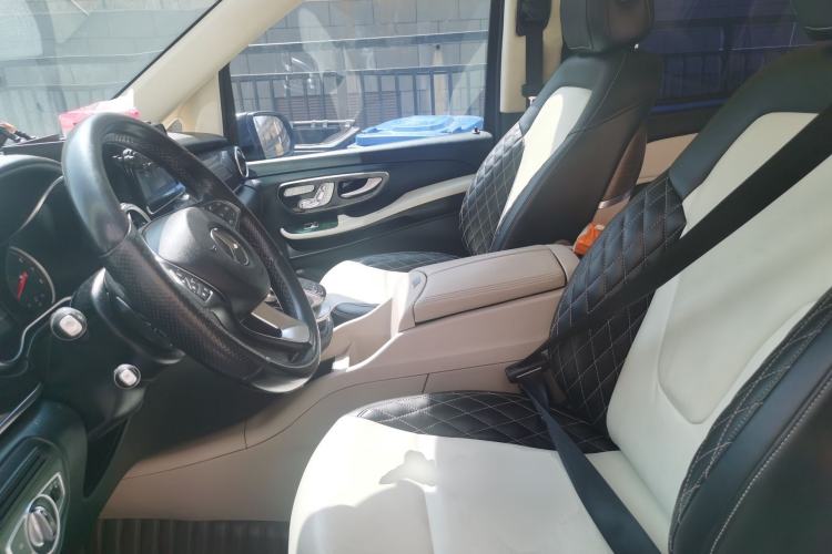 Used Mercedes-Benz Vito 
