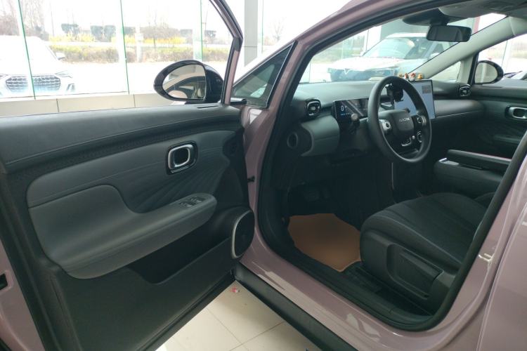 Used AION UT 2025 330 Star Edition