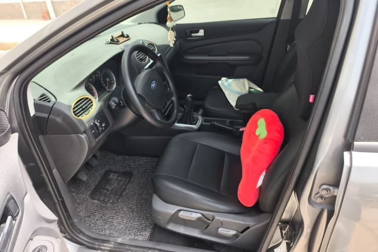 Used Ford Focus 2007 Hatchback 1.8L Manual Comfort Edition
