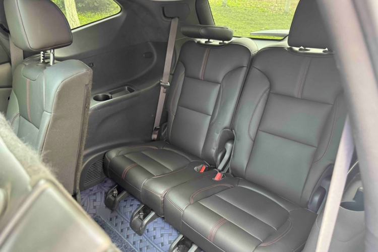 Used Chevrolet Blazer 2022 Mild Hybrid 650T Redline 7-Seater Thunder Edition Interior 8