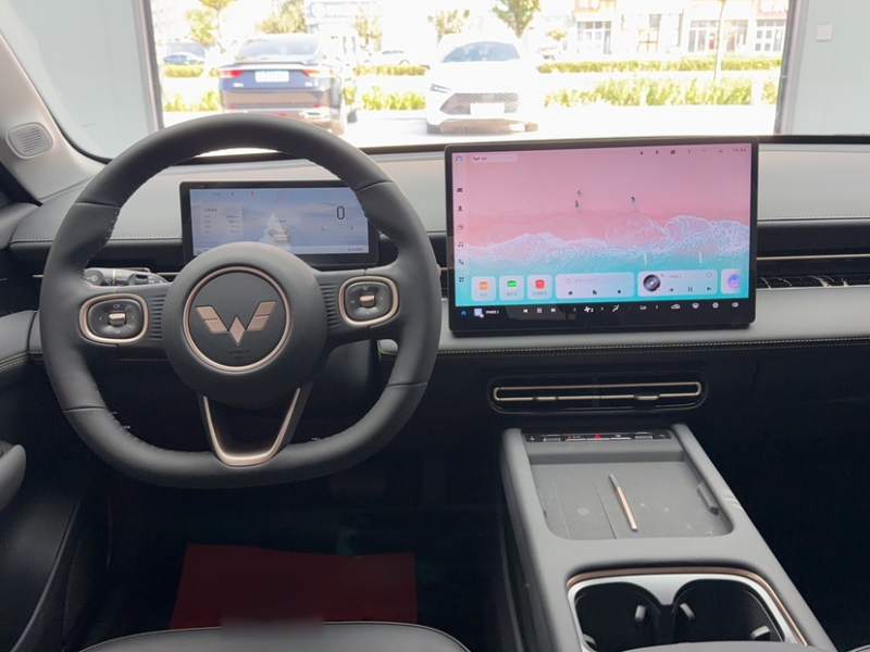 Used Wuling Xingguang 2025 150 km Smart Advanced Version — 35