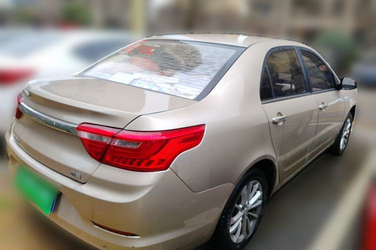 Used Geely Auto Vision 2019 Upgraded Model 1.5L Manual Luxury Version China VI Standard
