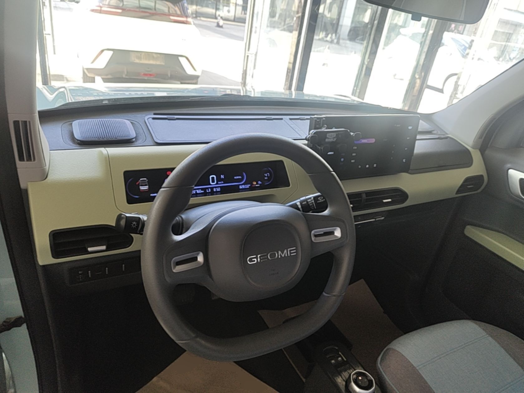 Geely Galaxy Panda 2023 Panda Mini 200km Endurance Bear — снимка 12