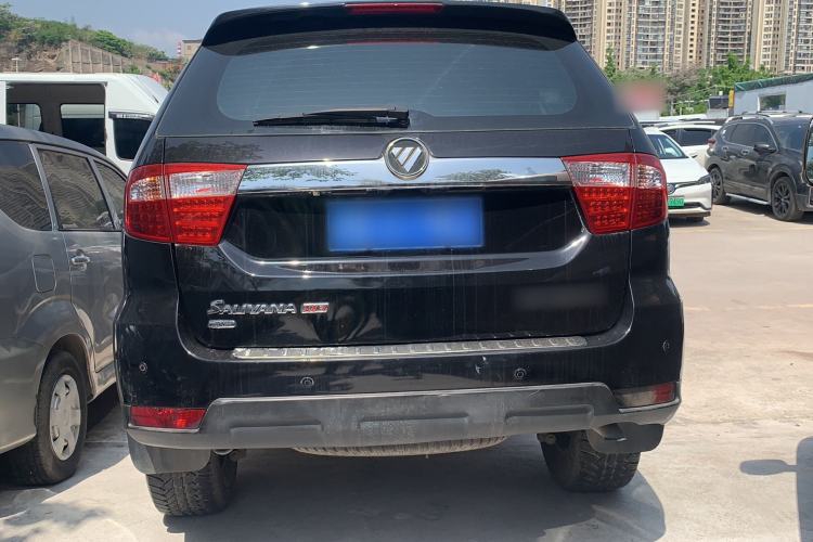 Used Foton Savana 2017 2.0T Manual 4x4 Gasoline Luxury Edition 5 Seats Exterior 4