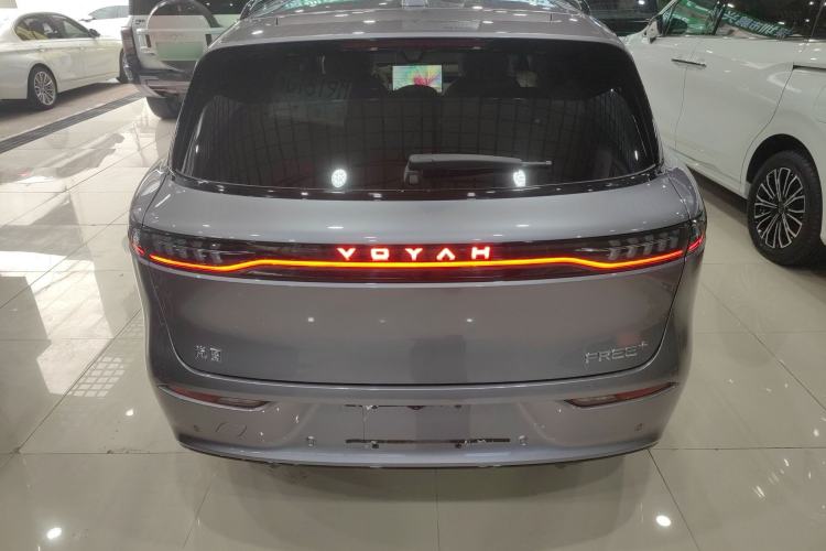 Used VOYAH FREE 2025 Model FREE+ Four-Wheel-Drive Qiankun Edition

