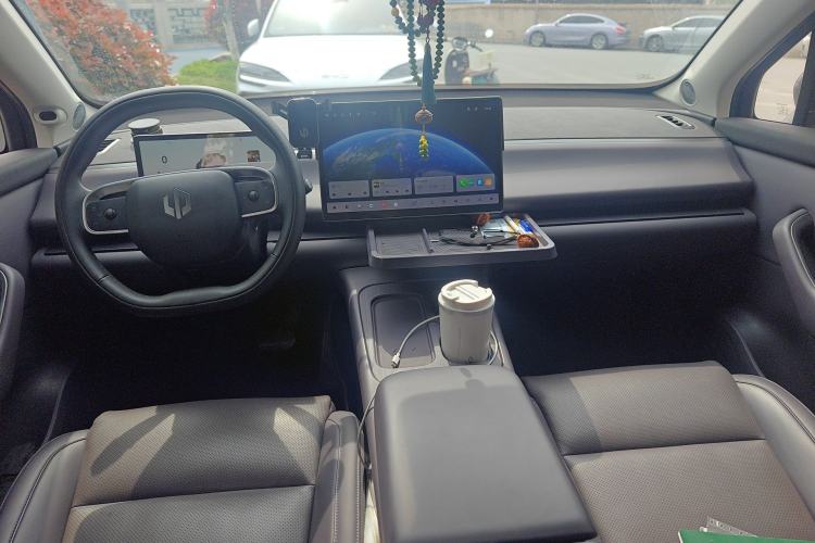 Used Leapmotor C10 2024 530 Smart Edition Center Console