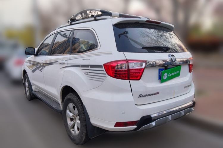 Used Foton Savana 2015 2.0T Manual 4x4 Gasoline Luxury 7-Seater
