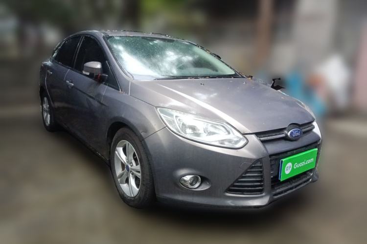 Used Ford Focus 2012 Sedan 1.6L Automatic Fashion Edition