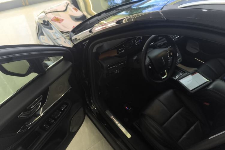 Used Lincoln Corsair 2021 2.0T Two-Wheel-Drive Luxury Edition
