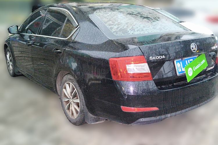 Used Skoda Octavia 2017 Classic Model 1.6L Manual Comfort Edition
